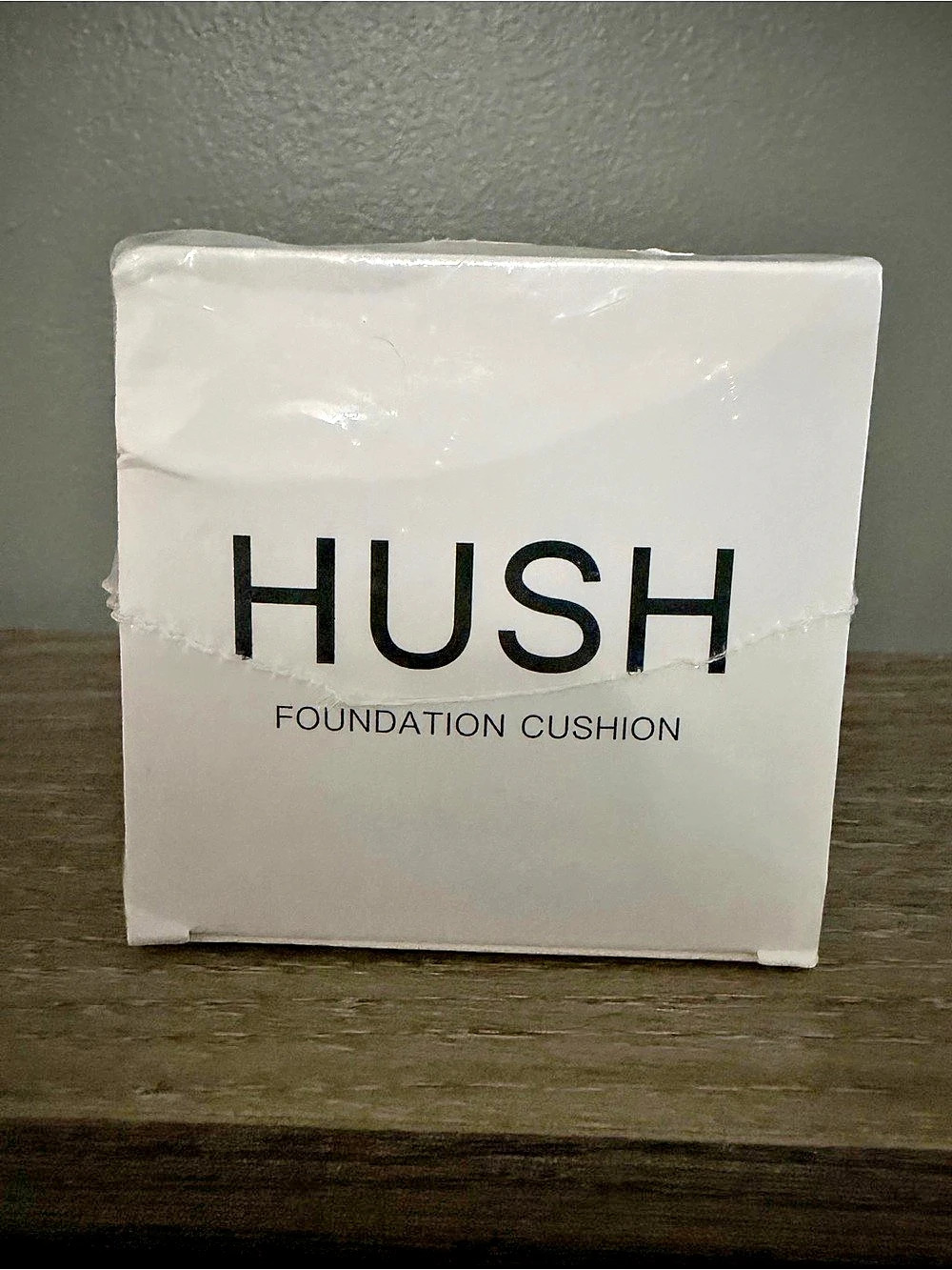 HUSH Foundation Cushion Warm NWT